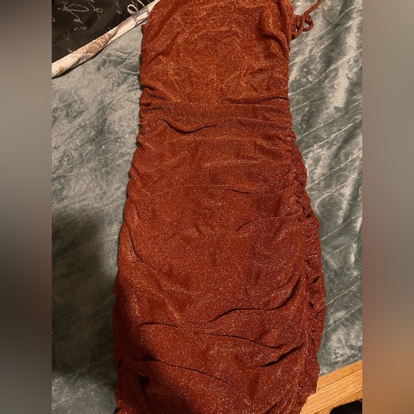 Homecoming dress - Picture 2 of 4